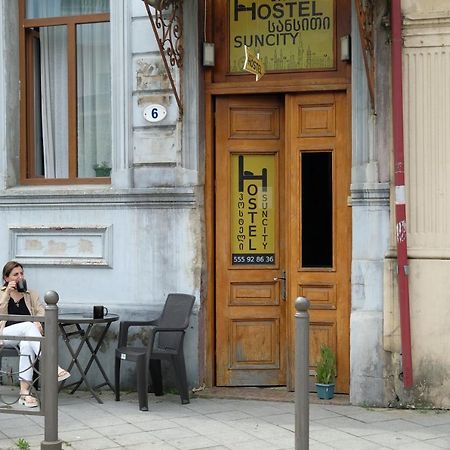 Suncity Hostel Batumi Exterior photo