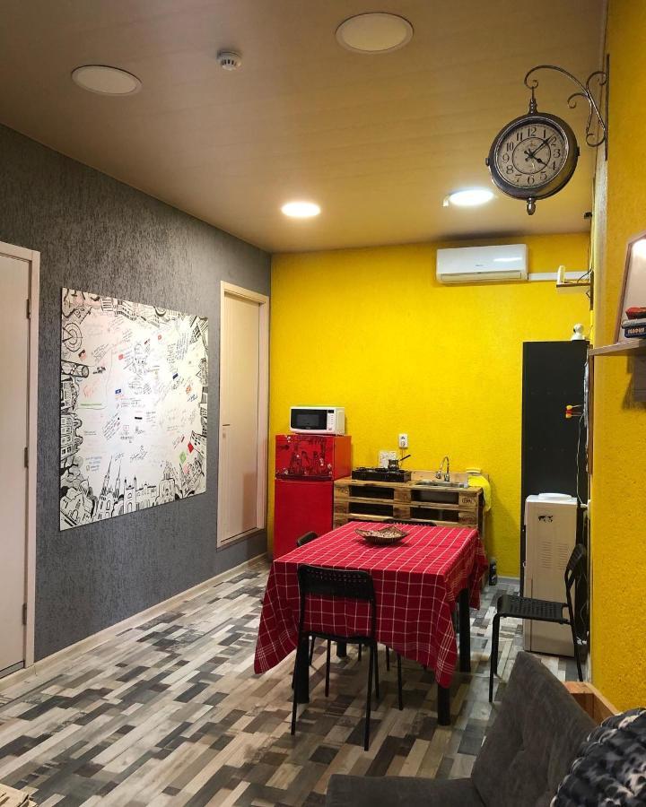 Suncity Hostel Batumi Exterior photo
